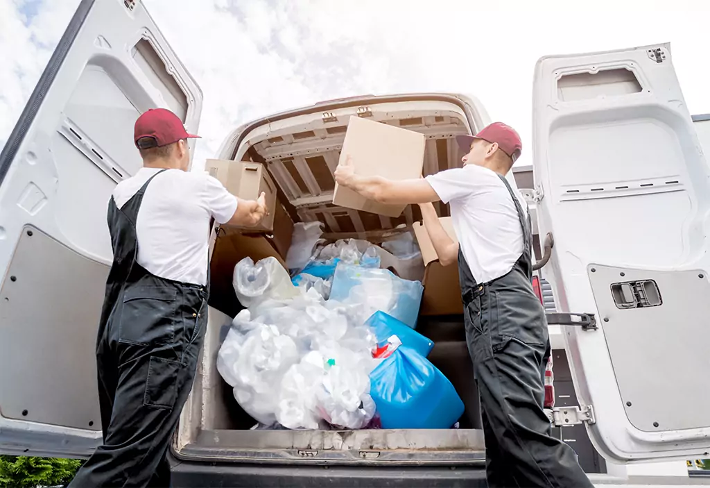Nachhaltige Entrümpelung in Bremen – umweltfreundliche Entsorgung & Recycling.